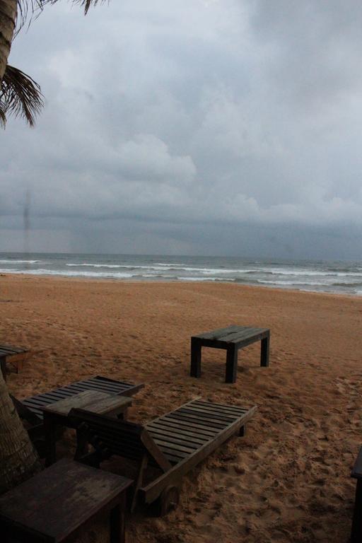 Warahena Beach Hotel Бентота Екстер'єр фото