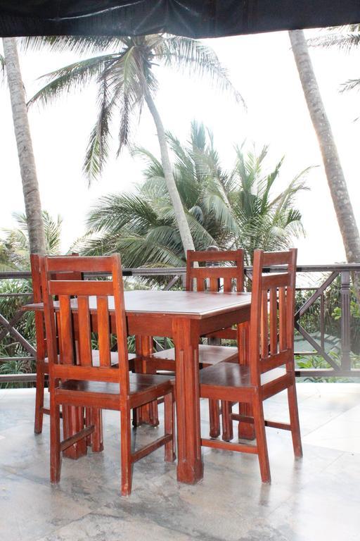 Warahena Beach Hotel Бентота Екстер'єр фото